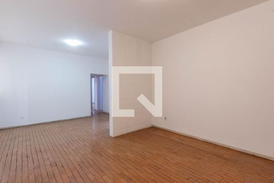 Sala de apartamento à venda com 3 quartos, 100m² em Sion, Belo Horizonte