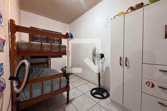 Quarto 1 de casa à venda com 2 quartos, 80m² em Campina, São Leopoldo