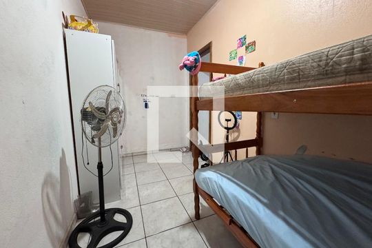 Quarto 1 de casa à venda com 2 quartos, 80m² em Campina, São Leopoldo