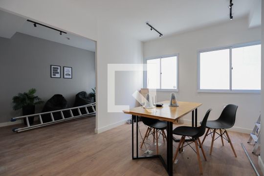 Área comum - Espaço multiuso de kitnet/studio para alugar com 1 quarto, 18m² em Casa Verde Alta, São Paulo