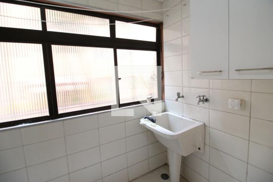 Área de Serviço de apartamento para alugar com 2 quartos, 62m² em Vila Osasco, Osasco