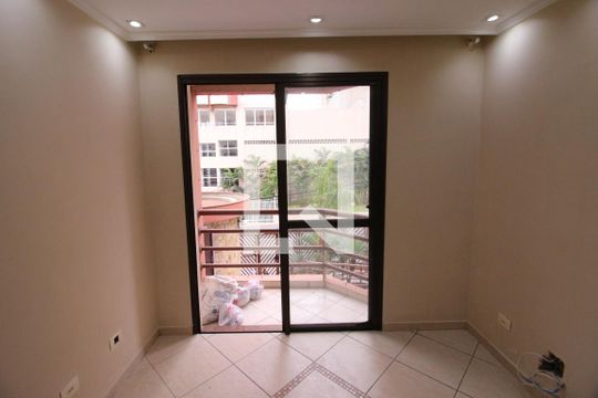 Sala de apartamento para alugar com 2 quartos, 62m² em Vila Osasco, Osasco