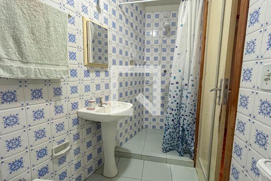 Banheiro Social de apartamento à venda com 3 quartos, 81m² em Centro, São Leopoldo