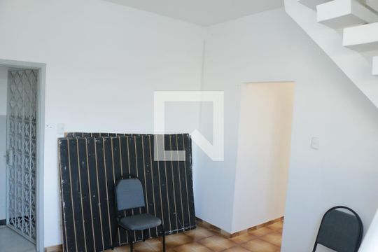 Sala de apartamento para alugar com 2 quartos, 85m² em Centro, Nova Iguaçu