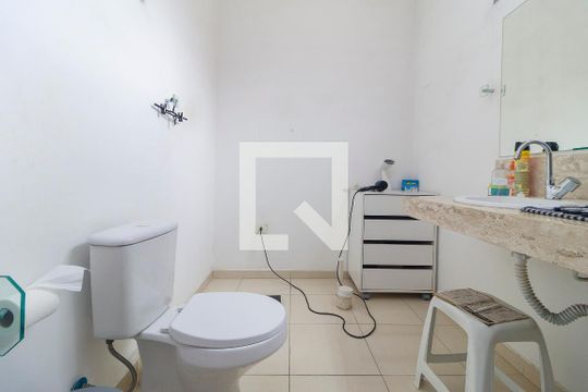 Banheiro da Suíte de casa à venda com 3 quartos, 500m² em Itaim Bibi, São Paulo