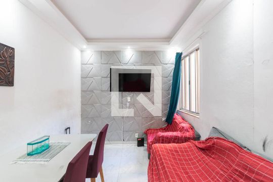 Sala de apartamento para alugar com 2 quartos, 130m² em São Francisco Xavier, Rio de Janeiro