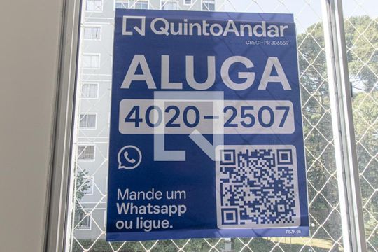 Plaquinha de apartamento para alugar com 2 quartos, 46m² em Santa Cândida, Curitiba