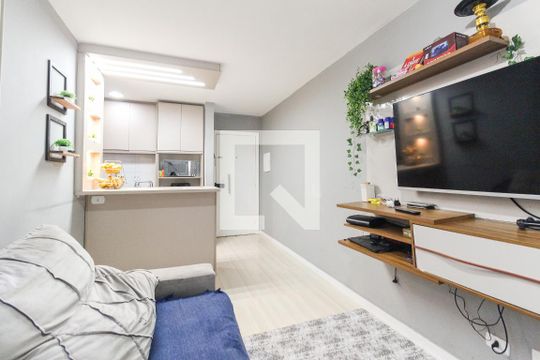 Sala de apartamento à venda com 2 quartos, 65m² em Cidade Líder, São Paulo
