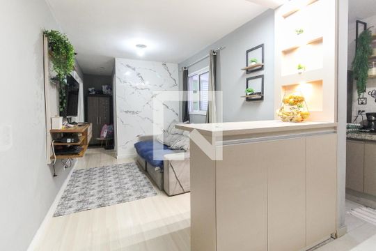 Sala de apartamento à venda com 2 quartos, 65m² em Cidade Líder, São Paulo