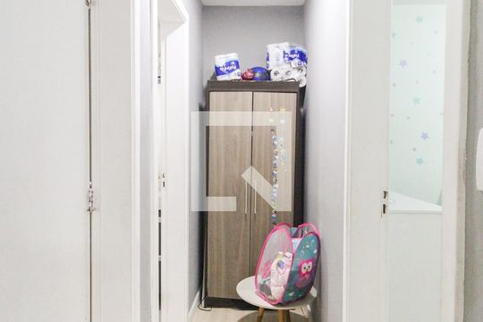 Corredor de apartamento à venda com 2 quartos, 65m² em Cidade Líder, São Paulo