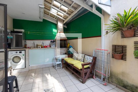 Área comum de casa à venda com 3 quartos, 86m² em Vila Anglo Brasileira, São Paulo
