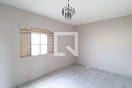 Quarto 2 de apartamento para alugar com 2 quartos, 99m² em Custódio Pereira, Uberlândia