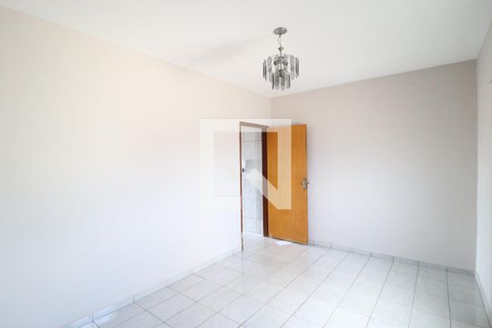 Quarto 2 de apartamento para alugar com 2 quartos, 99m² em Custódio Pereira, Uberlândia