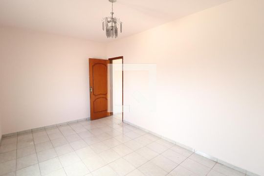 Quarto 1 de apartamento para alugar com 2 quartos, 99m² em Custódio Pereira, Uberlândia