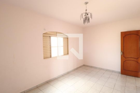 Quarto 1 de apartamento para alugar com 2 quartos, 99m² em Custódio Pereira, Uberlândia