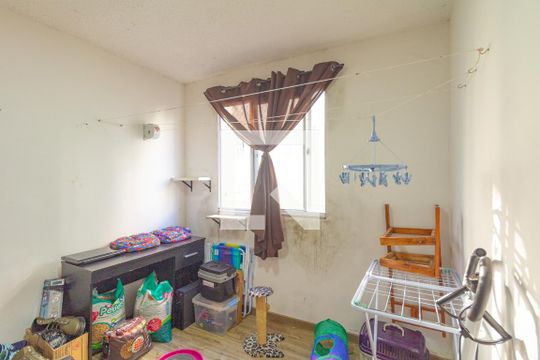 Quarto 1 de apartamento para alugar com 2 quartos, 42m² em São José, Canoas