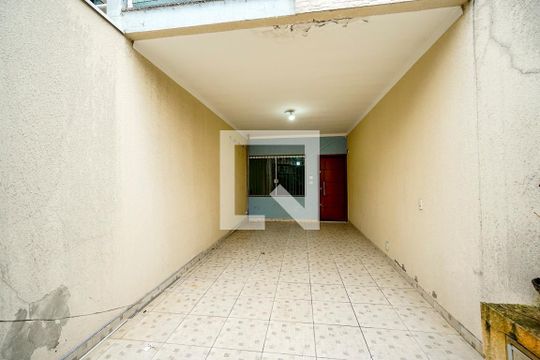 Garagem de casa à venda com 3 quartos, 108m² em Vila Carrão, São Paulo