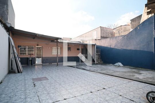 Garagem de casa à venda com 3 quartos, 179m² em Vila Uniao (zona Leste), São Paulo