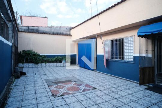 Garagem de casa à venda com 3 quartos, 179m² em Vila Uniao (zona Leste), São Paulo