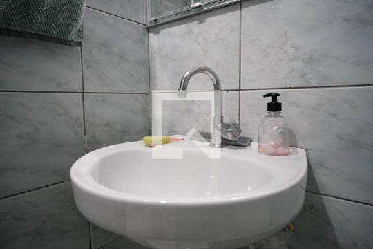 Banheiro de casa à venda com 3 quartos, 179m² em Vila Uniao (zona Leste), São Paulo