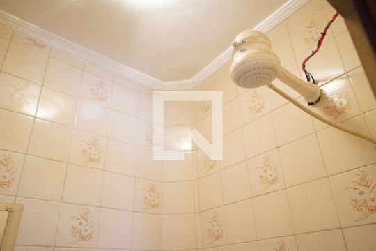 Banheiro de Serviço de casa à venda com 2 quartos, 300m² em Vila Formosa, São Paulo