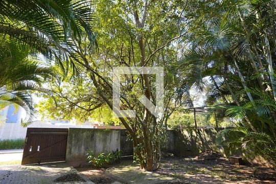 Pátio de casa para alugar com 1 quarto, 54m² em Rio Tavares, Florianópolis