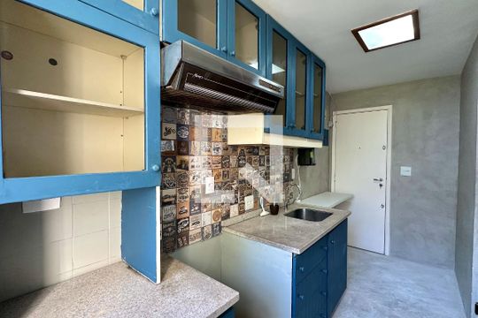 Cozinha de apartamento à venda com 1 quarto, 60m² em Botafogo, Rio de Janeiro
