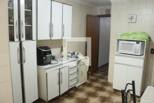 Cozinha de casa à venda com 3 quartos, 140m² em Jardim Sao Caetano, São Caetano do Sul