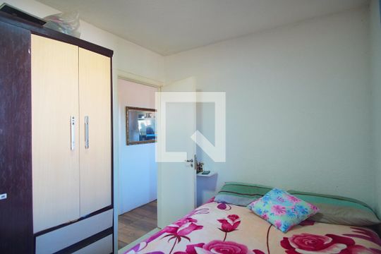 Quarto 1 de apartamento à venda com 2 quartos, 41m² em Mário Quintana, Porto Alegre