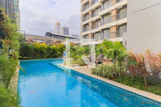 Área comum - Piscina de kitnet/studio para alugar com 1 quarto, 24m² em Vila Cordeiro, São Paulo