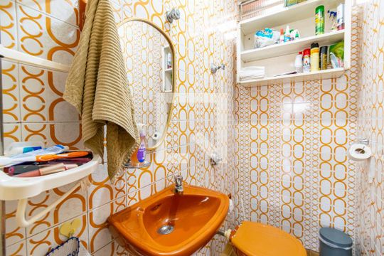Lavabo de casa à venda com 3 quartos, 130m² em Parque Jabaquara, São Paulo