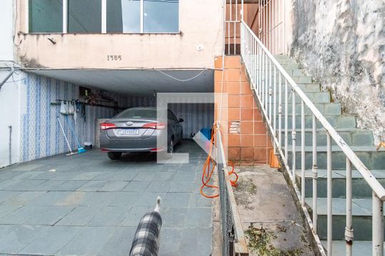 Garagem de casa à venda com 3 quartos, 130m² em Parque Jabaquara, São Paulo