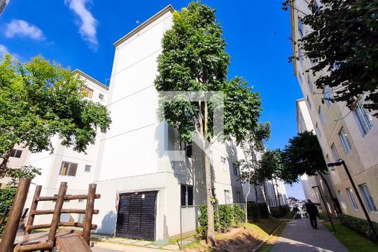 Fachada do Prédio de apartamento para alugar com 2 quartos, 38m² em Jardim Boa Vista (zona Oeste), Osasco