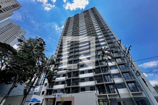 Fachada de apartamento para alugar com 2 quartos, 42m² em Campo Belo, São Paulo