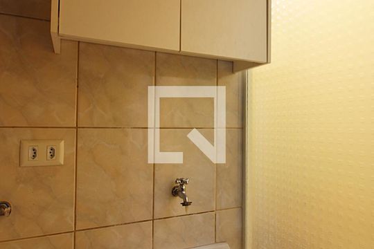 Área de Serviço de casa para alugar com 2 quartos, 133m² em Conjunto Residencial Jussara, São Bernardo do Campo