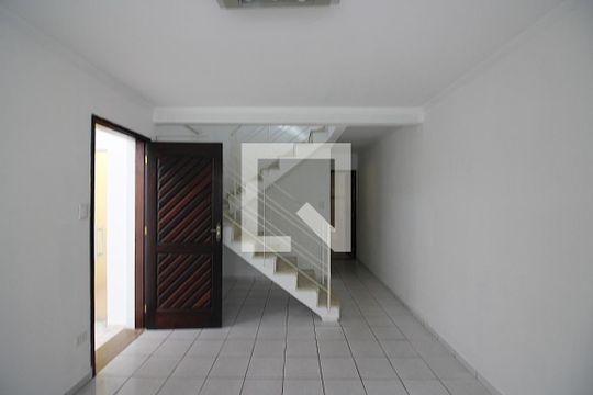 Sala de casa para alugar com 2 quartos, 133m² em Conjunto Residencial Jussara, São Bernardo do Campo