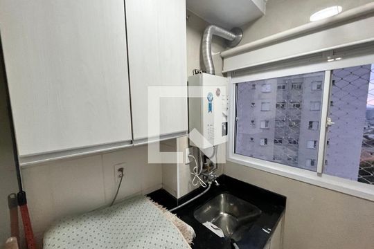 Área de Serviço de apartamento para alugar com 2 quartos, 45m² em Vila Nova Cachoeirinha, São Paulo