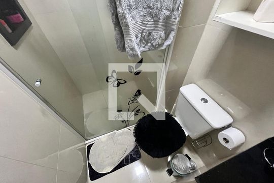 Banheiro de apartamento para alugar com 2 quartos, 45m² em Vila Nova Cachoeirinha, São Paulo