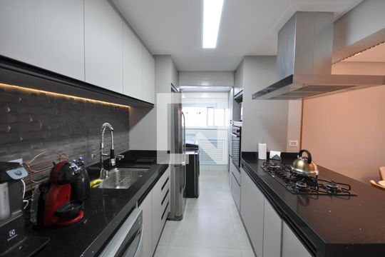 Cozinha de apartamento à venda com 3 quartos, 82m² em Vila Guilherme, São Paulo