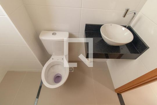 Banheiro Social de apartamento à venda com 2 quartos, 90m² em Novo Mundo, Curitiba