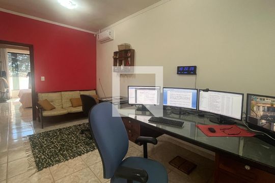 Escritório de casa para alugar com 6 quartos, 799m² em Parque Alto Taquaral, Campinas