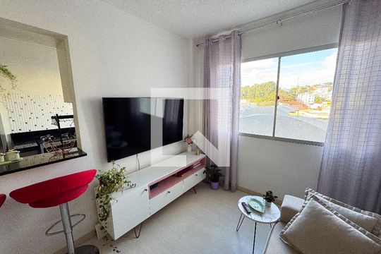 Sala de apartamento à venda com 2 quartos, 47m² em Santa Helena (barreiro), Belo Horizonte