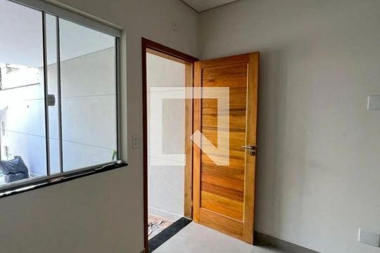 Sala de casa à venda com 3 quartos, 300m² em Vila Pauliceia, São Paulo