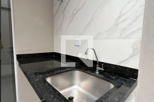Cozinha de casa à venda com 3 quartos, 300m² em Vila Pauliceia, São Paulo