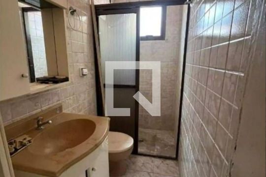 Banheiro de casa à venda com 2 quartos, 300m² em Ponte Rasa, São Paulo