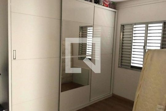 Quarto de casa à venda com 4 quartos, 220m² em Vila Aurora, São Paulo