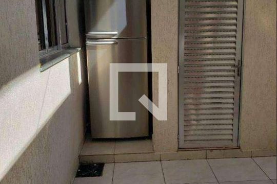 Casa à venda com 3 quartos, 280m² em Parque Sao Domingos, São Paulo