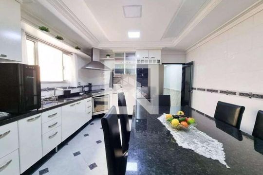 Cozinha de casa à venda com 3 quartos, 280m² em Parque Sao Domingos, São Paulo