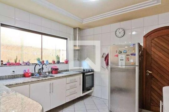 Cozinha de casa à venda com 4 quartos, 350m² em Parque Sao Domingos, São Paulo
