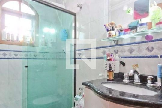 Banheiro de casa à venda com 4 quartos, 350m² em Parque Sao Domingos, São Paulo
